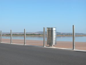 Mobilier urbain en acier pour professionnels